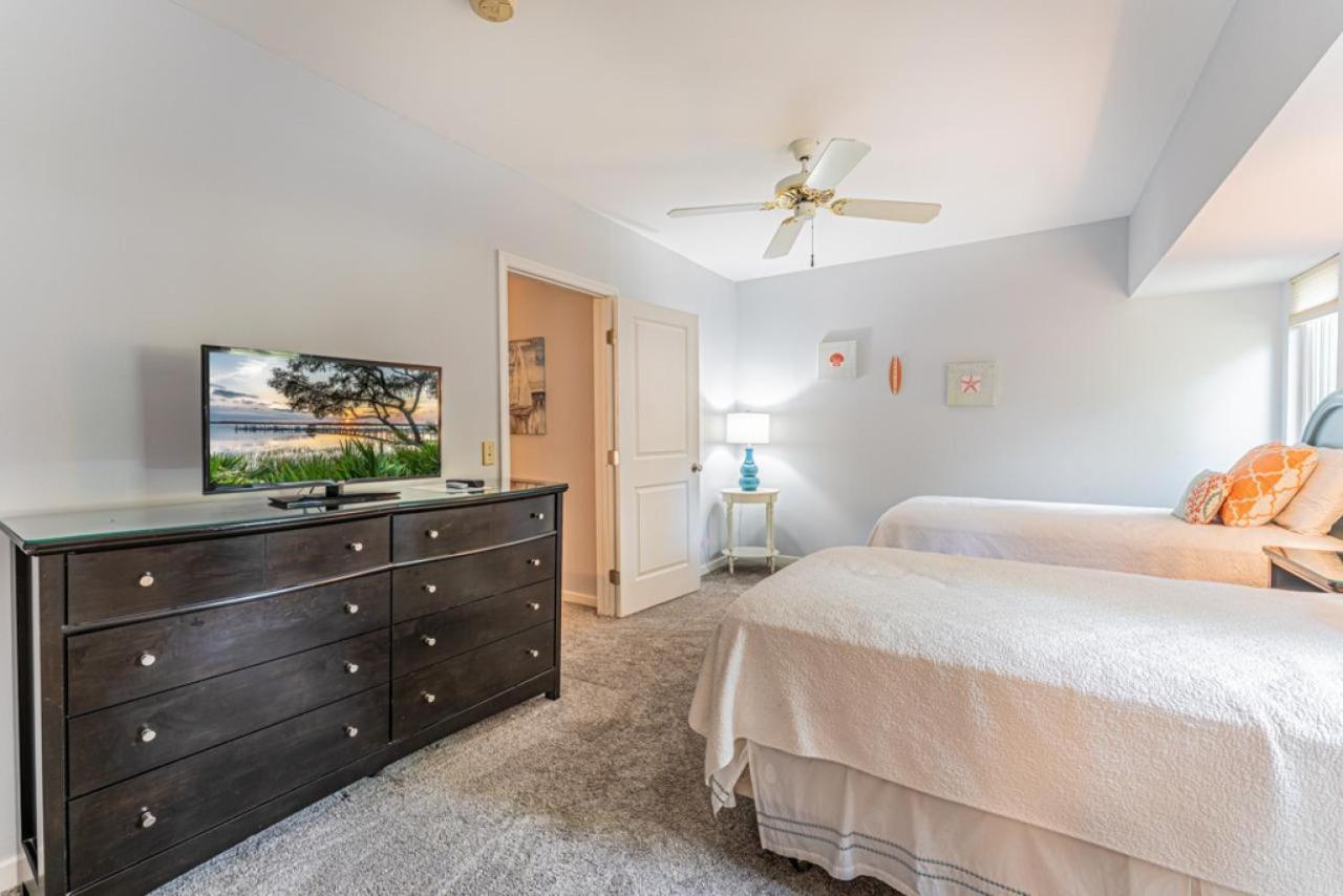 Pet Friendly! 503 Plantation Club Walk To Pool Sleeps 6 Sea Pines Villa Hilton Head Island Eksteriør bilde