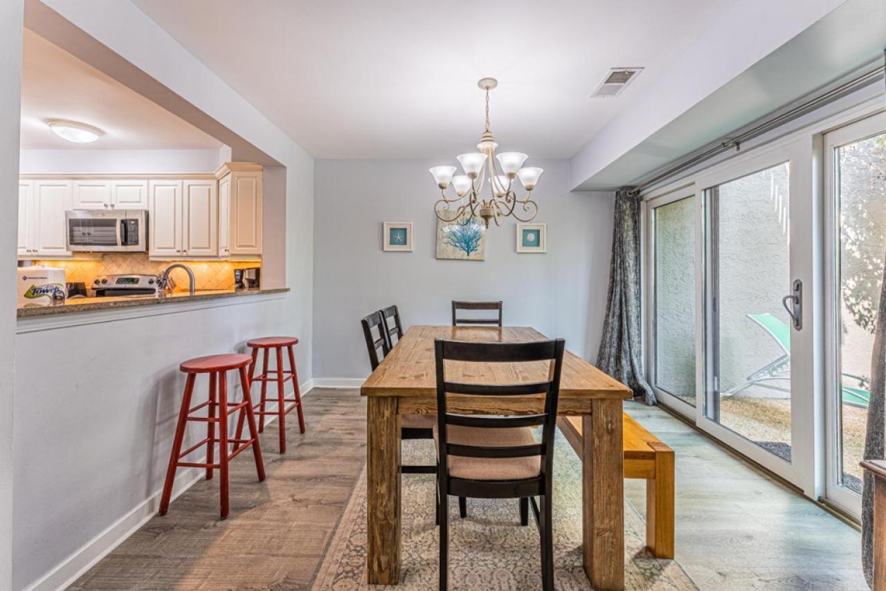Pet Friendly! 503 Plantation Club Walk To Pool Sleeps 6 Sea Pines Villa Hilton Head Island Eksteriør bilde