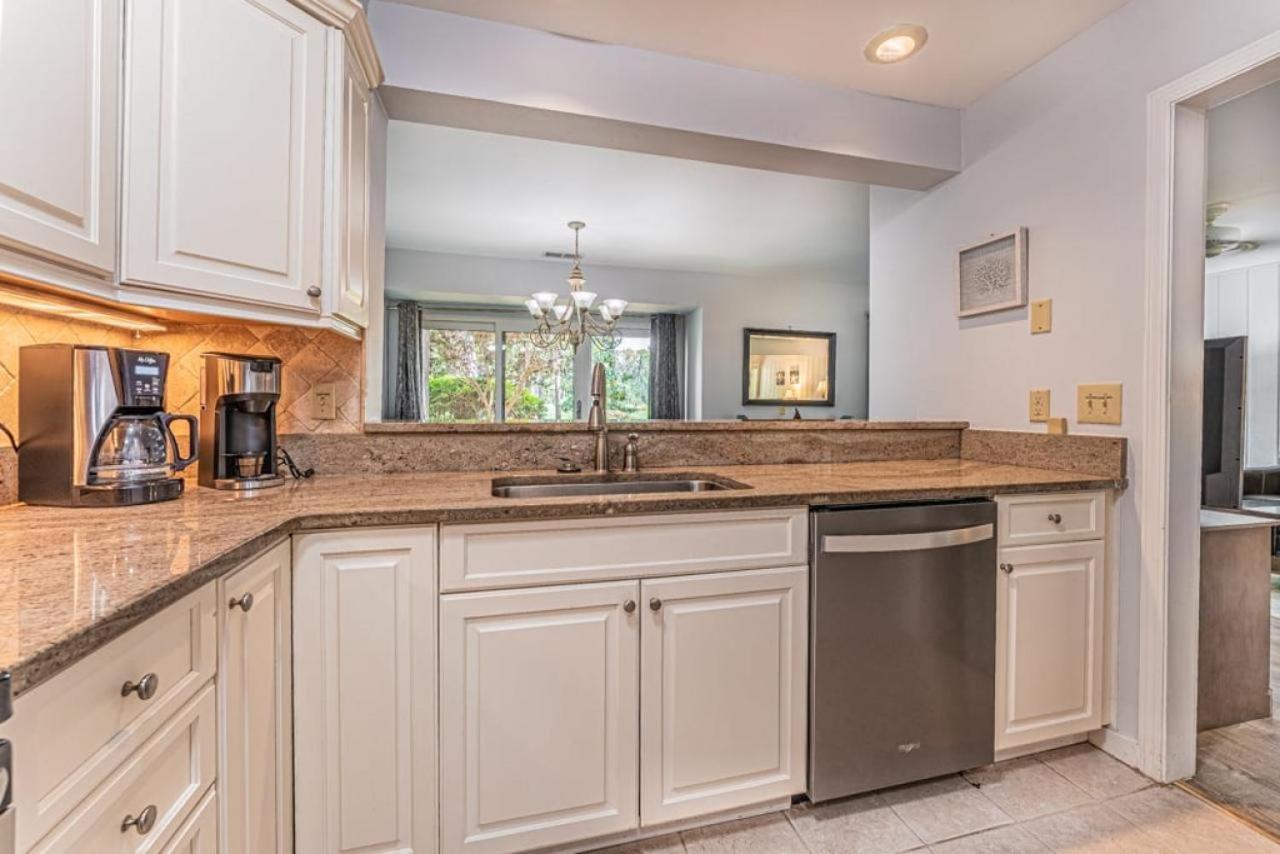 Pet Friendly! 503 Plantation Club Walk To Pool Sleeps 6 Sea Pines Villa Hilton Head Island Eksteriør bilde